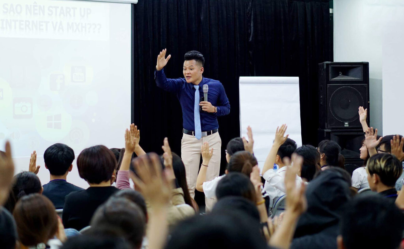 Cộng Đồng 1 hinh bia facebook
